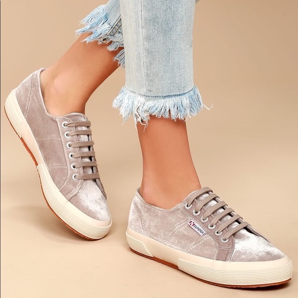 superga womens 2750